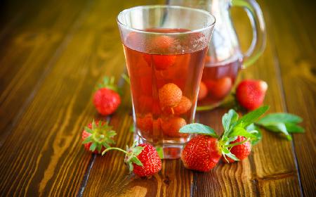 Kompot truskawkowy - prosty przepis na kompot z truskawek