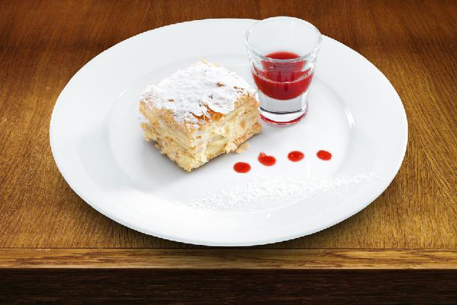 Błyskawiczna napoleonka wiśniowa