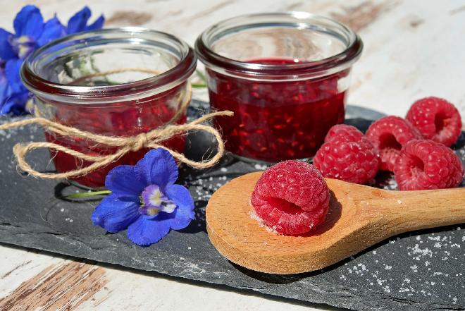 Konfitura z malin - przepis na smażoną konfiturę